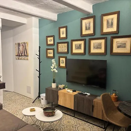 Vincenti's Rest In - A Traditional Old House Birgu