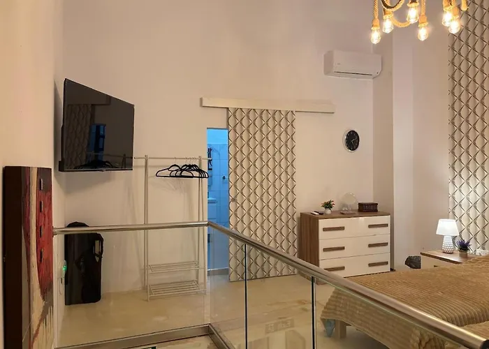 Vincenti's Rest In - A Traditional Old House Σπίτι διακοπών *